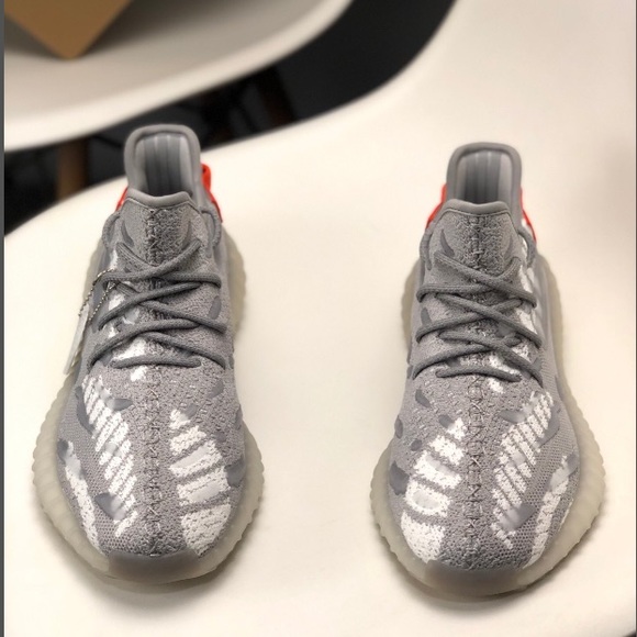 athletic yeezy boost 350 v2